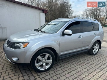 Авто Mitsubishi Outlander Xl 2008 № 8648876
