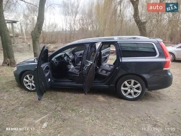 Авто Volvo V70 2013 № 8649071