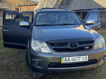Авто Toyota Fortuner 2008 № 8649126