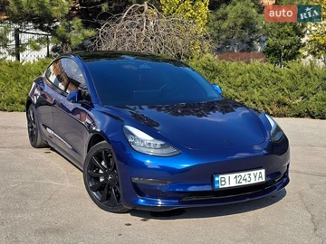 Авто Tesla Model 3 2019 № 8649344