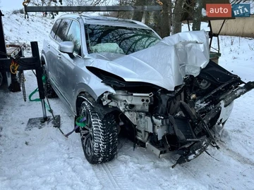 Авто Volvo Xc90 2020 № 8649391
