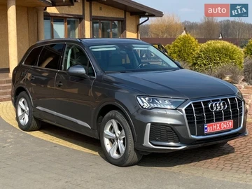 Авто Audi Q7 2021 № 8649475
