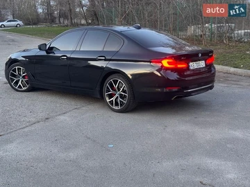 Авто BMW 5 Series 2017 № 8649777