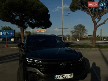 Авто Volkswagen Touareg 2022 № 8649778