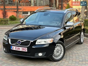 Авто Volvo V50 2012 № 8649971