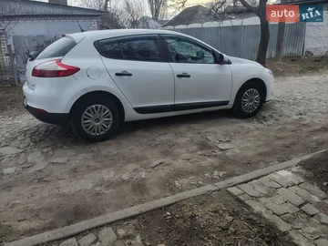 Авто Renault Megane 2011 № 8650032