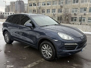 Авто Porsche Cayenne 2012 № 8650054