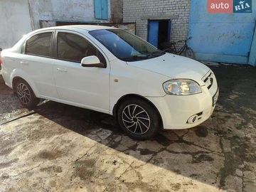 Авто Chevrolet Aveo 2007 № 8650146