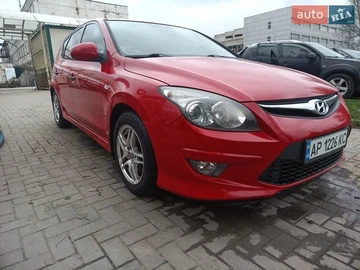 Авто Hyundai I30 2010 № 8650370