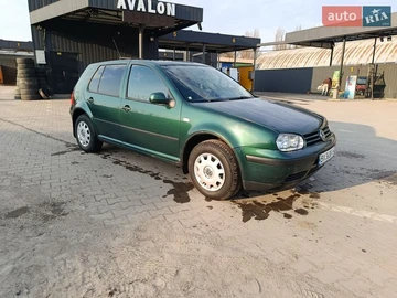 Авто Volkswagen Golf 1999 № 8650629