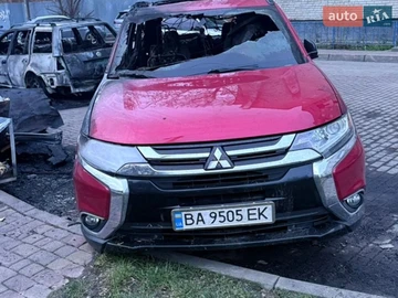 Авто Mitsubishi Outlander 2018 № 8650795