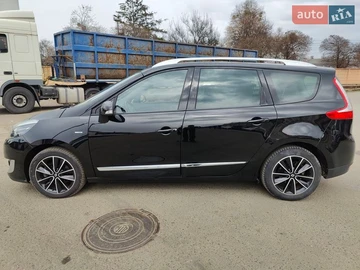 Авто Renault Grand Scenic 2013 № 8650826