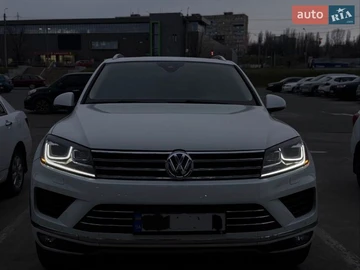 Авто Volkswagen Touareg 2016 № 8650891