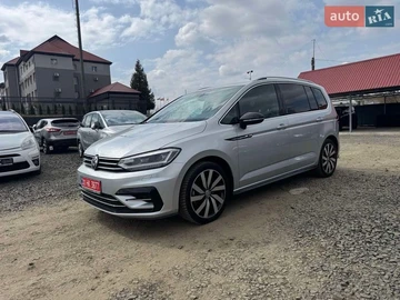 Авто Volkswagen Touran 2017 № 8650893