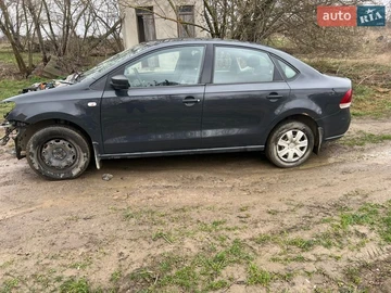 Авто Volkswagen Polo 2011 № 8651115