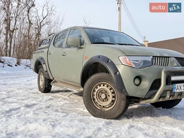 Авто Mitsubishi L 200 2007 № 8651395