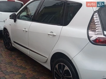 Авто Renault Scenic 2014 № 8651828