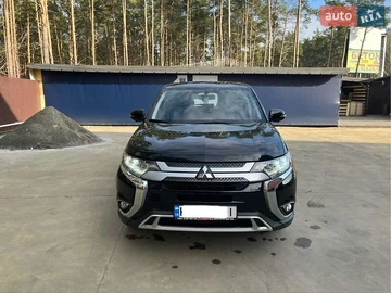 Авто Mitsubishi Outlander 2018 № 8651861