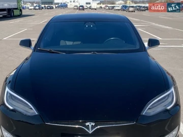 Авто Tesla Model S 2018 № 8651876