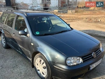 Авто Volkswagen Golf 1999 № 8652129