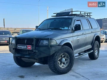 Авто Mitsubishi Pajero 1999 № 8652134