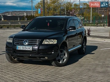 Авто Volkswagen Touareg 2004 № 8652315