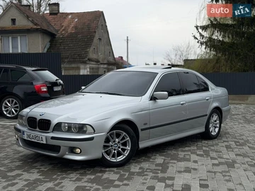 Авто BMW 5 Series 2003 № 8652323