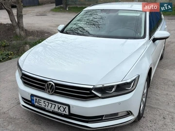 Авто Volkswagen Passat 2016 № 8652490