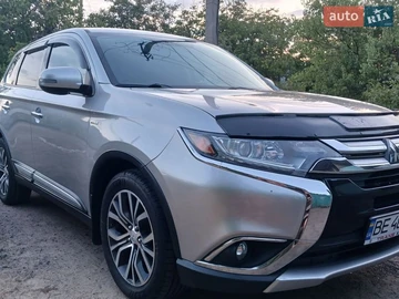 Авто Mitsubishi Outlander 2018 № 8652504