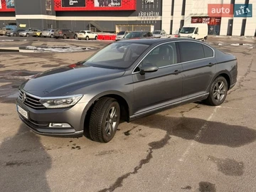 Авто Volkswagen Passat 2015 № 8652516