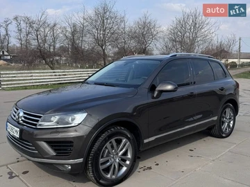 Авто Volkswagen Touareg 2016 № 8652594