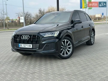 Авто Audi Q7 2021 № 8652753