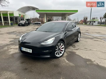 Авто Tesla Model 3 2019 № 8653272