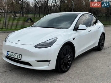 Авто Tesla Model Y 2023 № 8653482