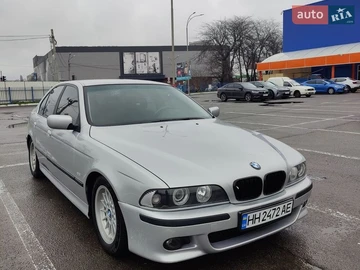 Авто BMW 5 Series 2000 № 8653582