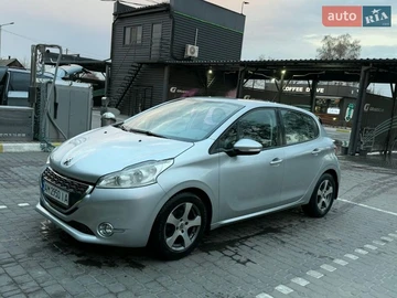 Авто Peugeot 208 2014 № 8653583