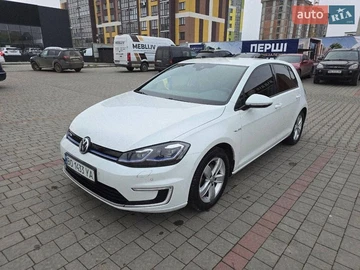 Авто Volkswagen E-Golf 2018 № 8653748