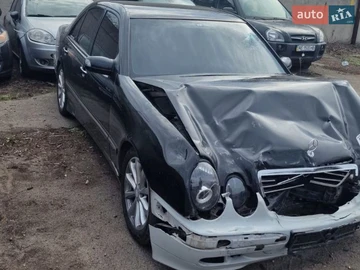 Авто Mercedes E-Class 2001 № 8653890
