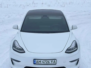 Авто Tesla Model 3 2019 № 8654254
