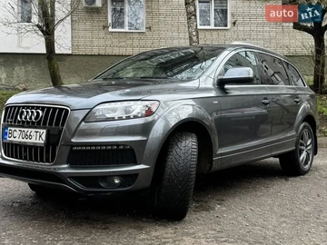 Авто Audi Q7 2015 № 8654348