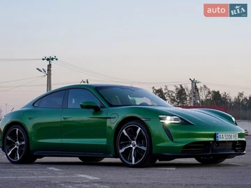 Авто Porsche Taycan 2020 № 8654362