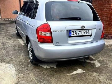 Авто KIA Cerato 2004 № 8654515