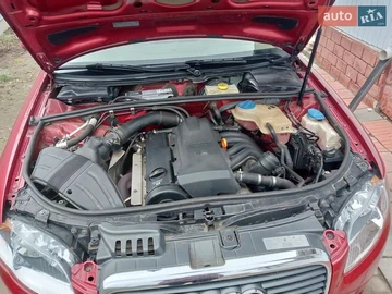 Авто Audi A4 2006 № 8654540