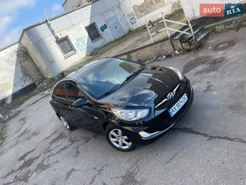 Авто Hyundai Accent 2013 № 8654554