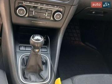 Авто Volkswagen Golf 2011 № 8654558