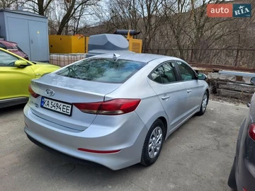 Авто Hyundai Elantra 2017 № 8654603