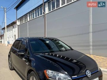Авто Volkswagen E-Golf 2016 № 8654898
