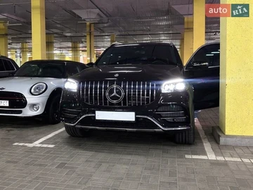 Авто Mercedes Gls-Class 2023 № 8655104
