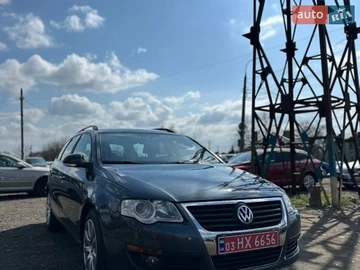 Авто Volkswagen Passat 2010 № 8655304