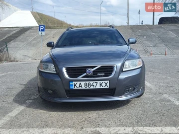 Авто Volvo V50 2008 № 8655313